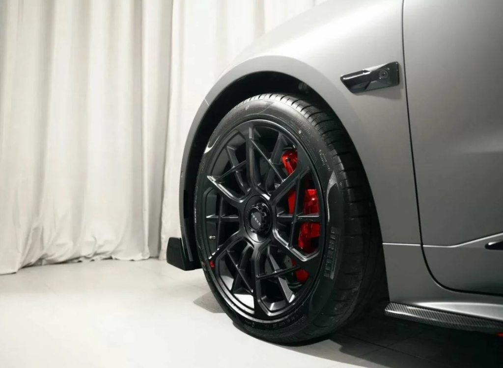 Пневмоподвеска Зикр 001 после ремонта Пневмоподвеска Zeekr 001